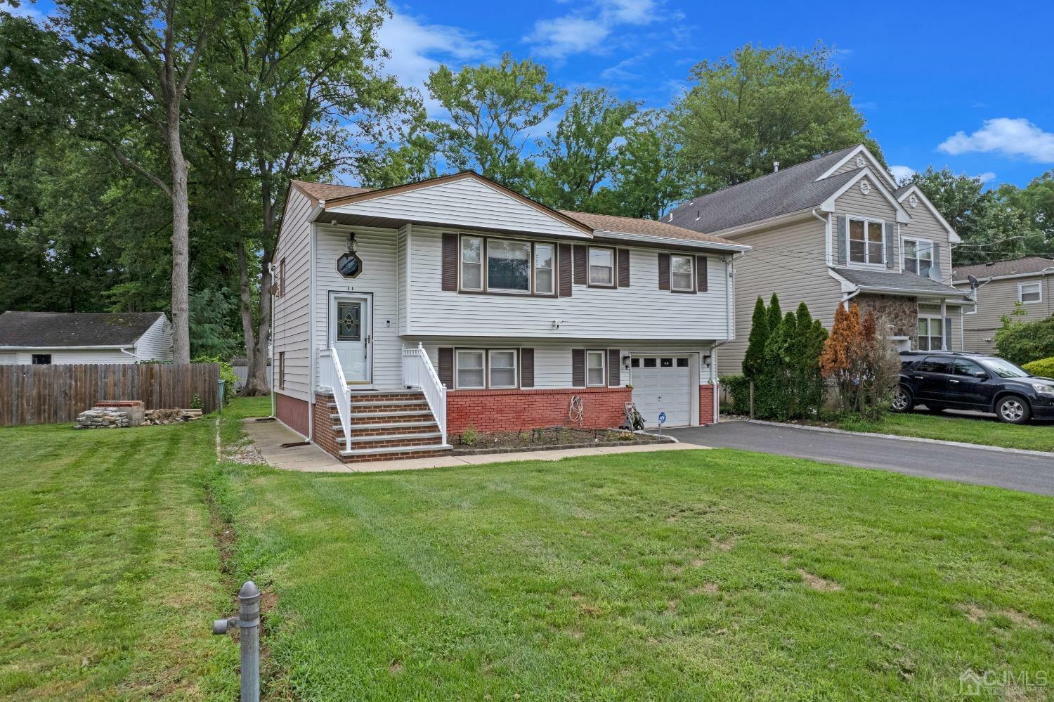 Property Photo:  635 Spruce Road  NJ 08902 