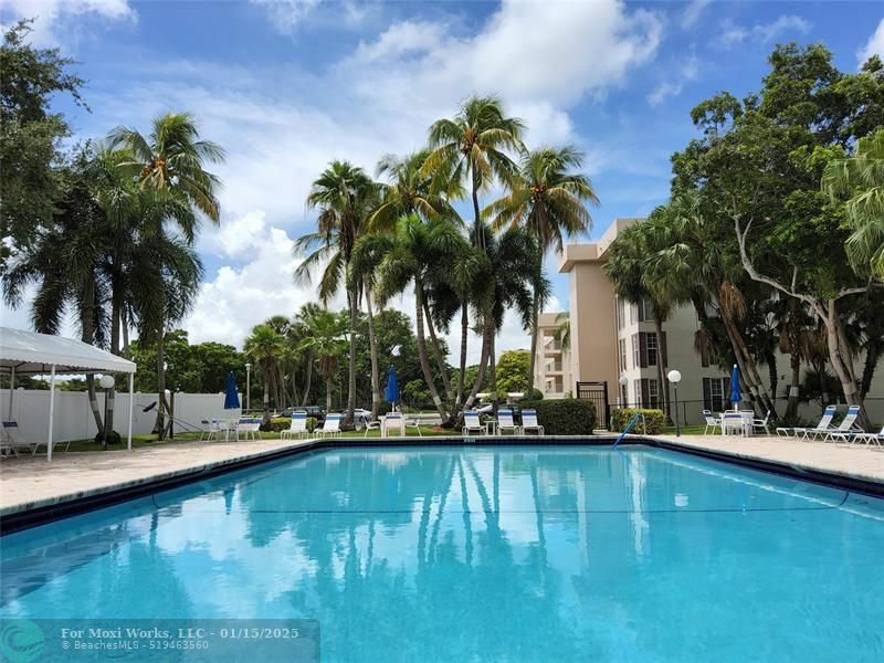 Property Photo:  3151 S Palm Aire Dr 104  FL 33069 