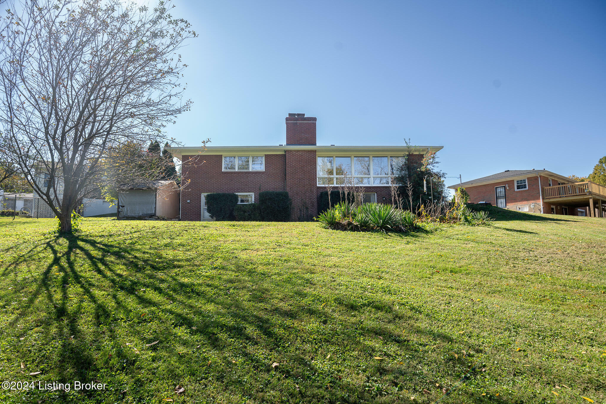 Property Photo:  6009 Bolo Ct  KY 40219 