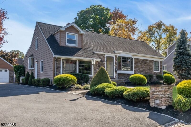 Property Photo: 31 Meadow Rd NJ 07066