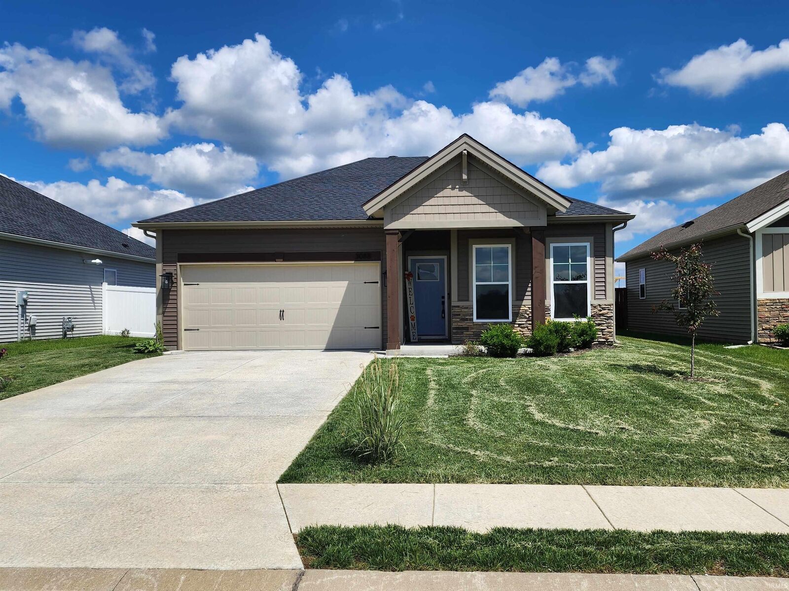 Property Photo:  3088 Ashdon Drive  IN 47630 