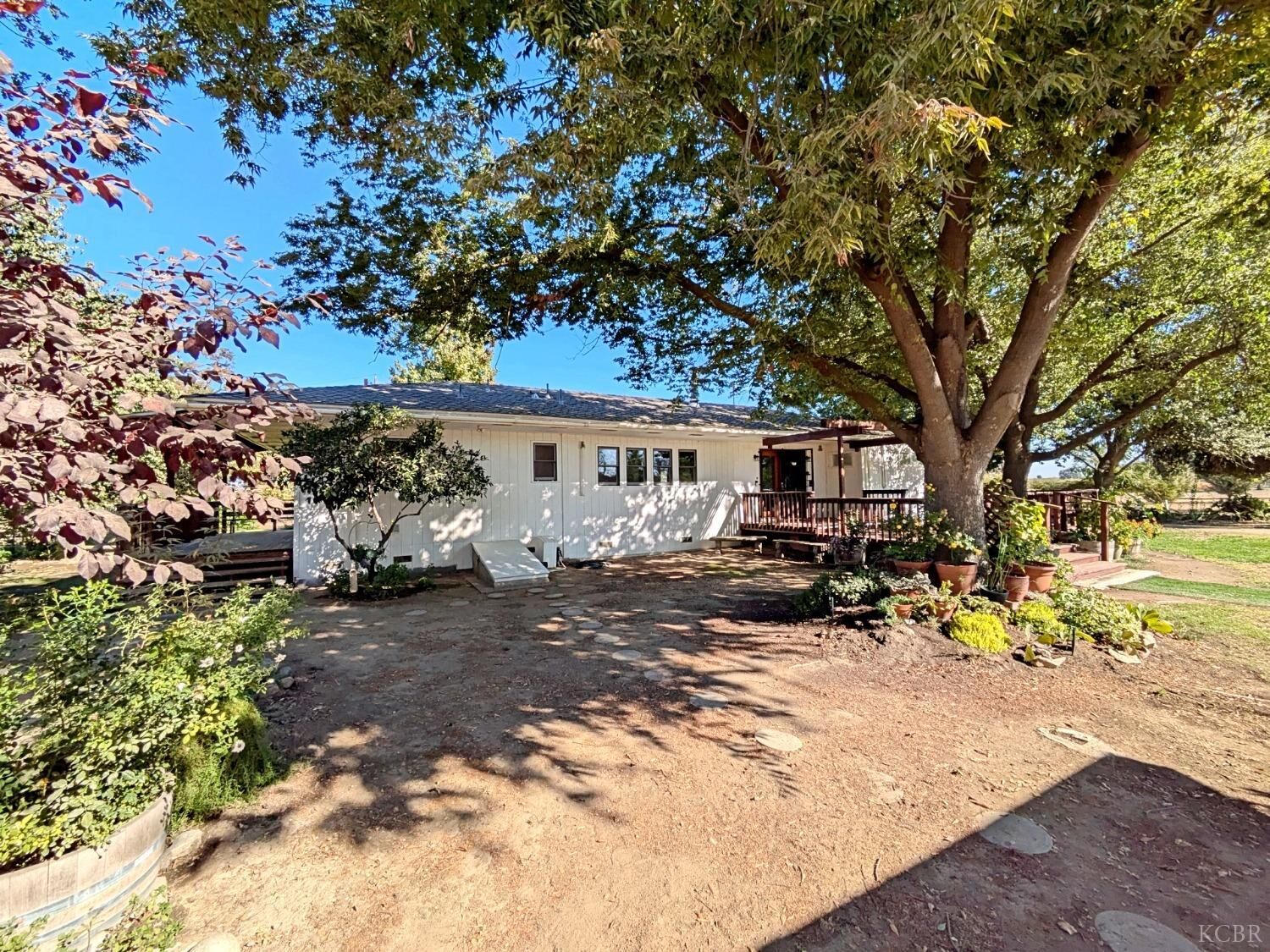 Property Photo:  5675 E Letson Avenue  CA 93242 