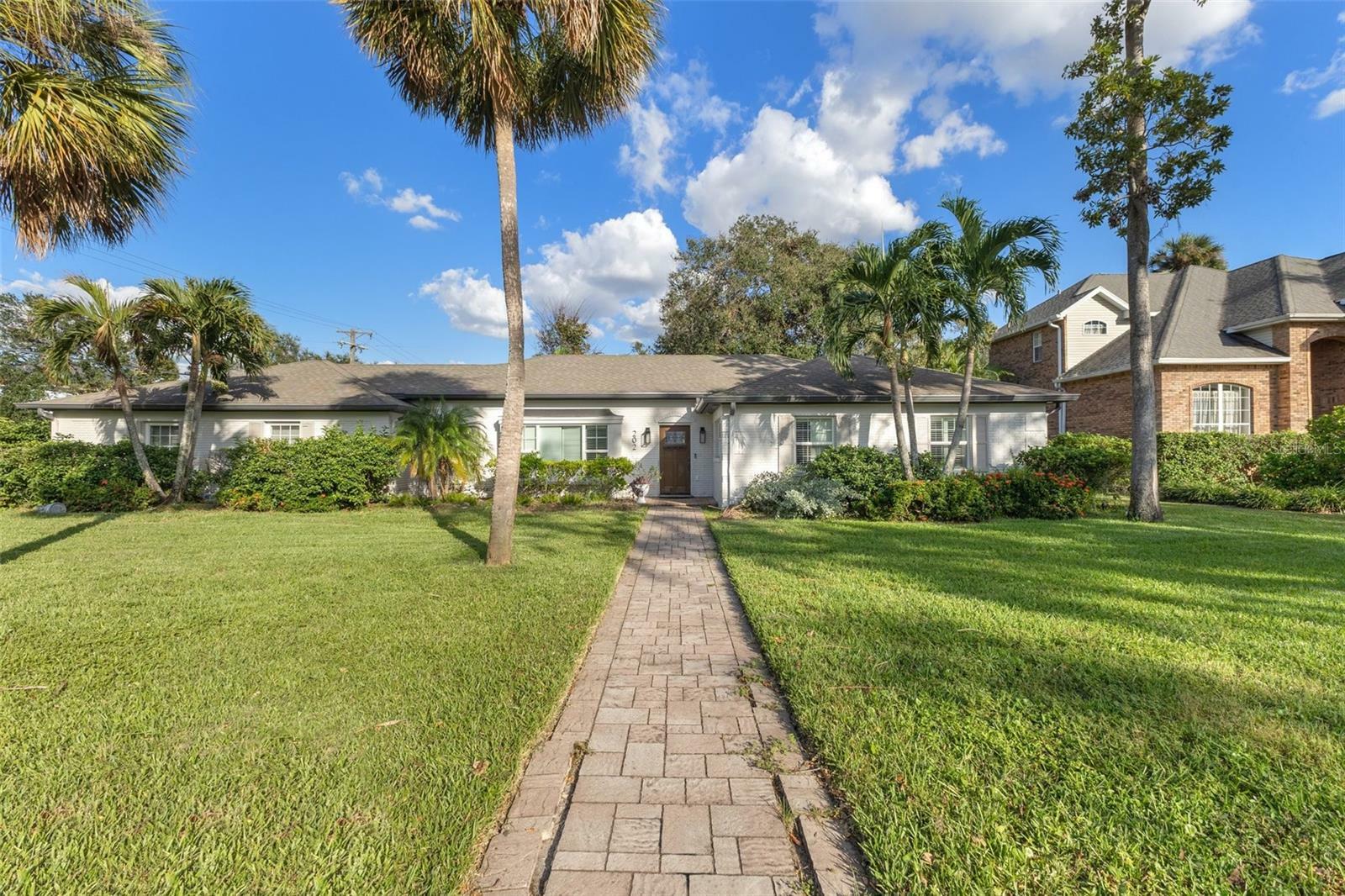 Property Photo:  202 S Clark Avenue  FL 33609 