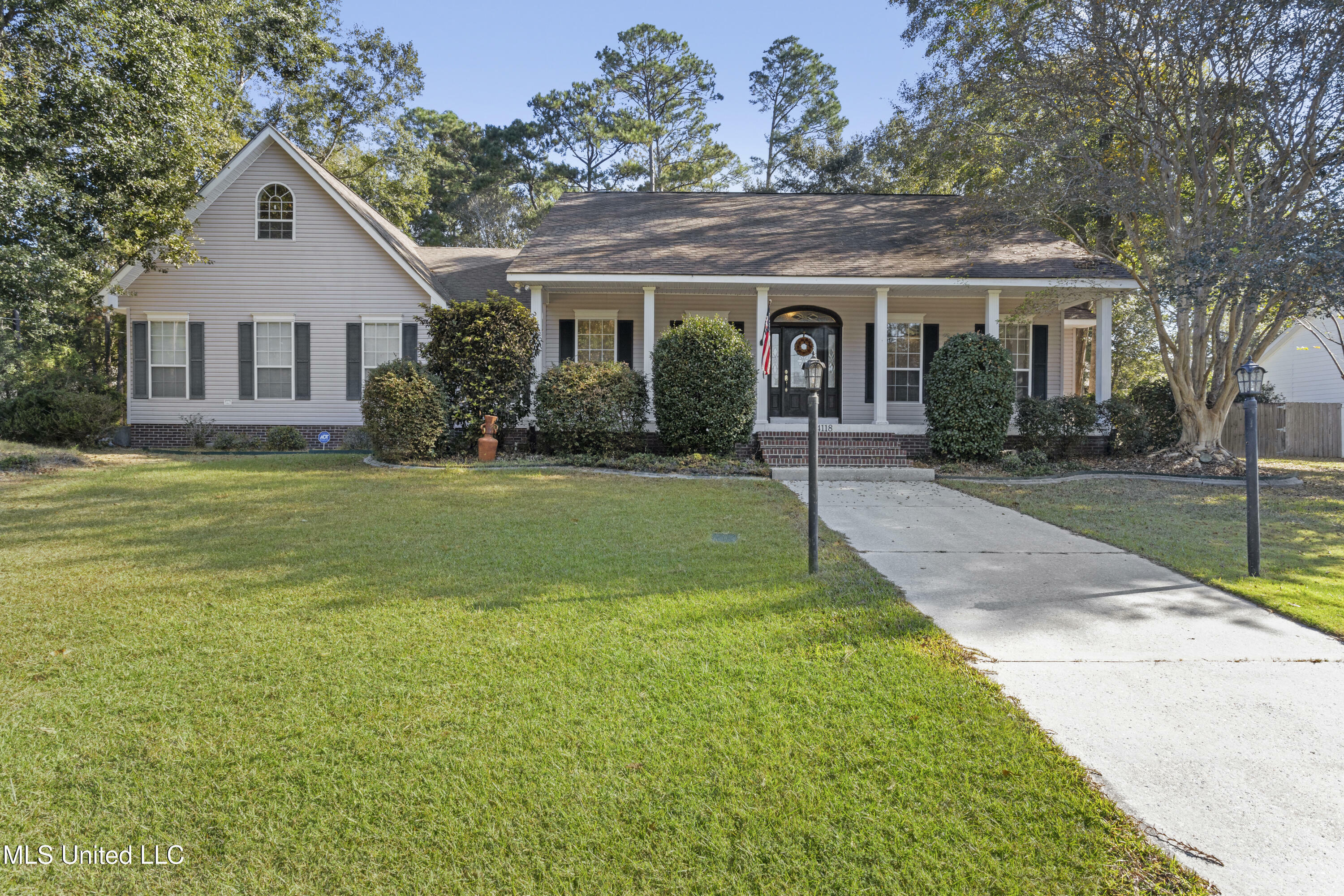 Property Photo:  84118 Bayou Drive  MS 39525 