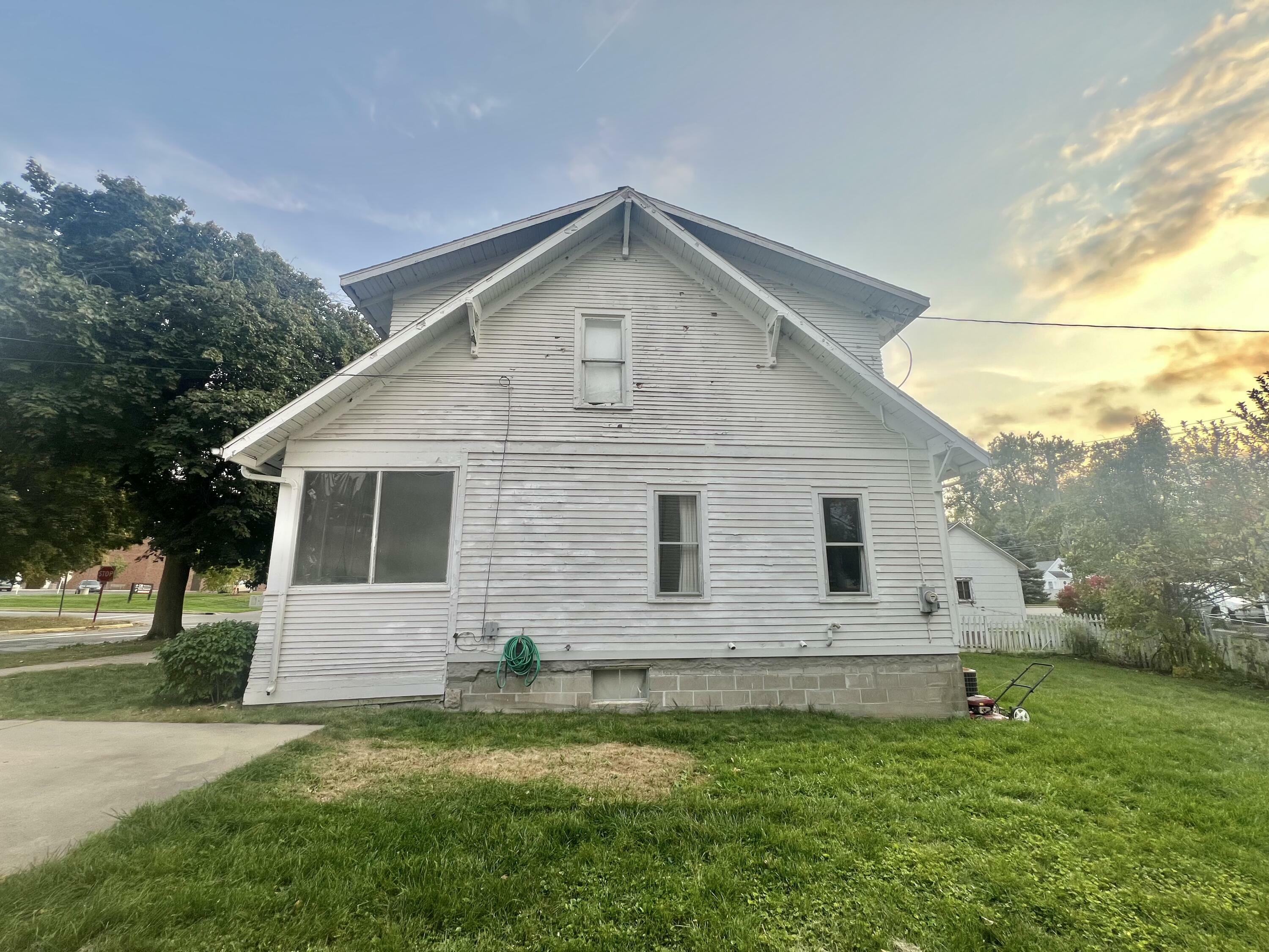 Property Photo:  154 S Manning Street  MI 49242 