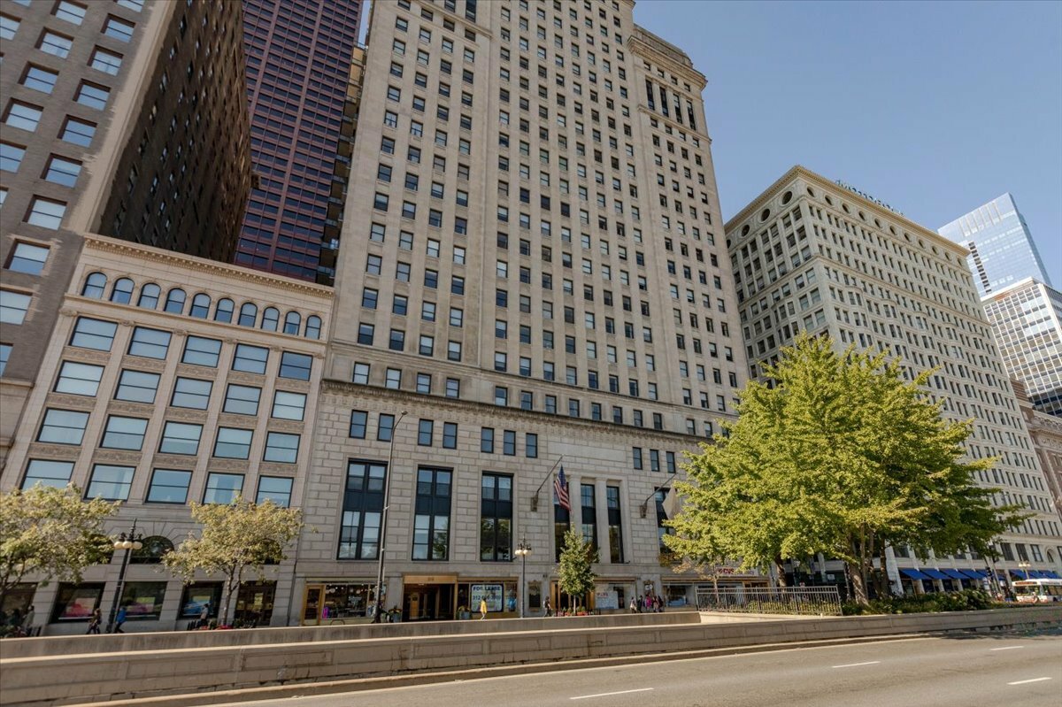 Property Photo:  310 S Michigan Avenue 1206  IL 60604 