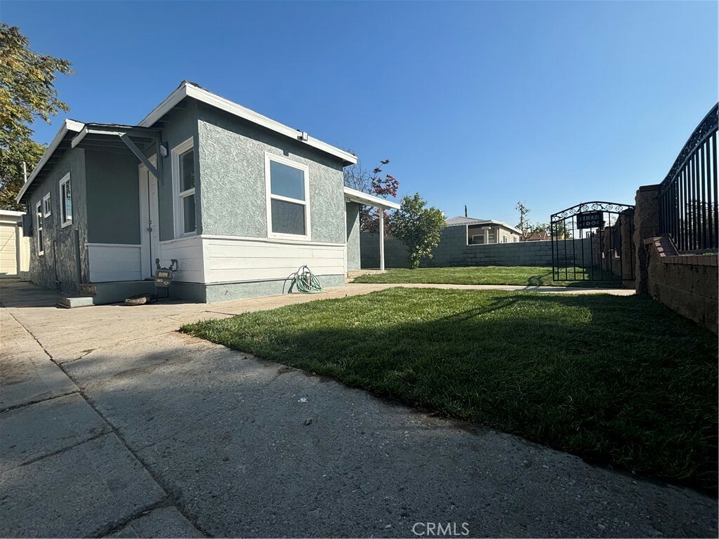 Property Photo:  25170 Elmo Drive  CA 92404 