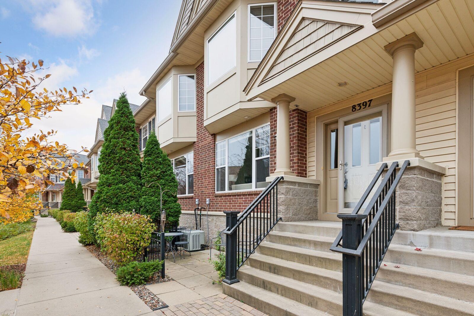 Property Photo: 8397 Townsend Drive MN 55344