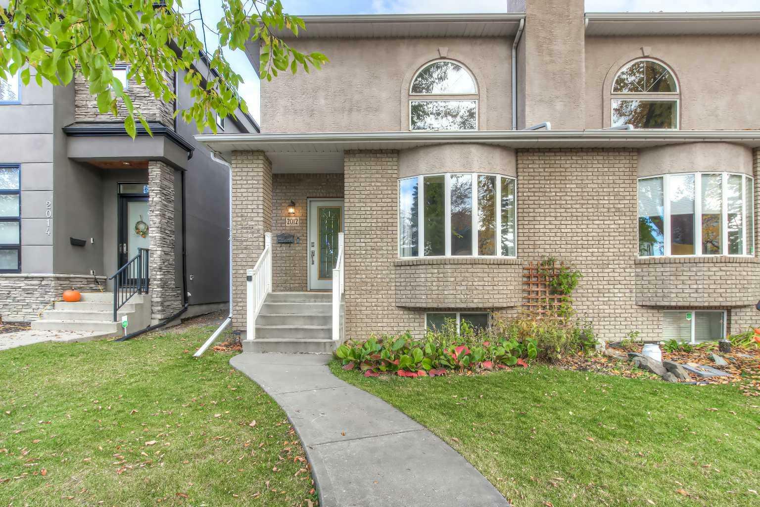 Property Photo:  2012 43 Avenue SW  AB T2T 2N2 