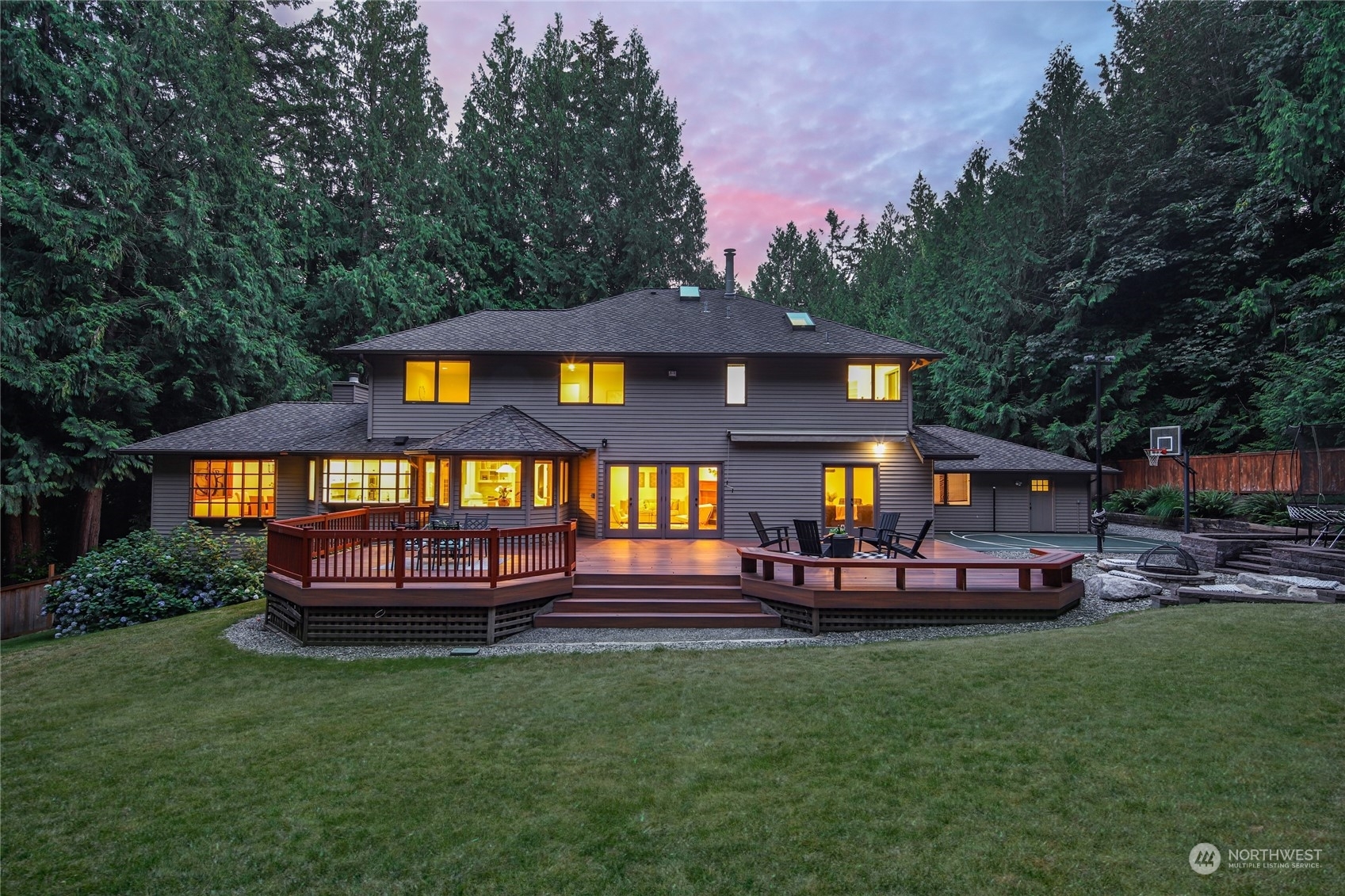 Property Photo:  23306 SE 16th Place  WA 98075 