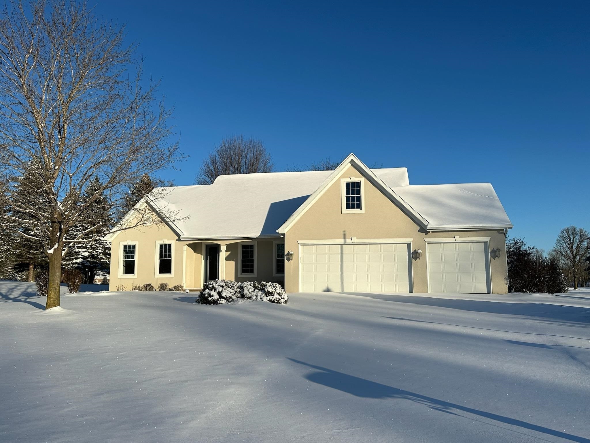 Property Photo:  W9246 Lamise Way  WI 54944 