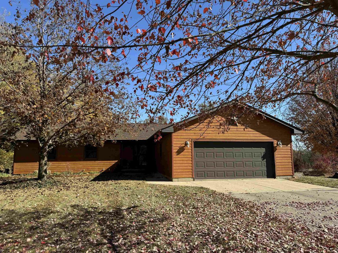 Property Photo:  6513 South Edgewater Drive  WI 53511 