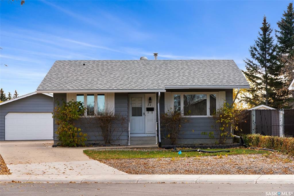 51 Salemka Crescent  Regina SK S4R 7R9 photo