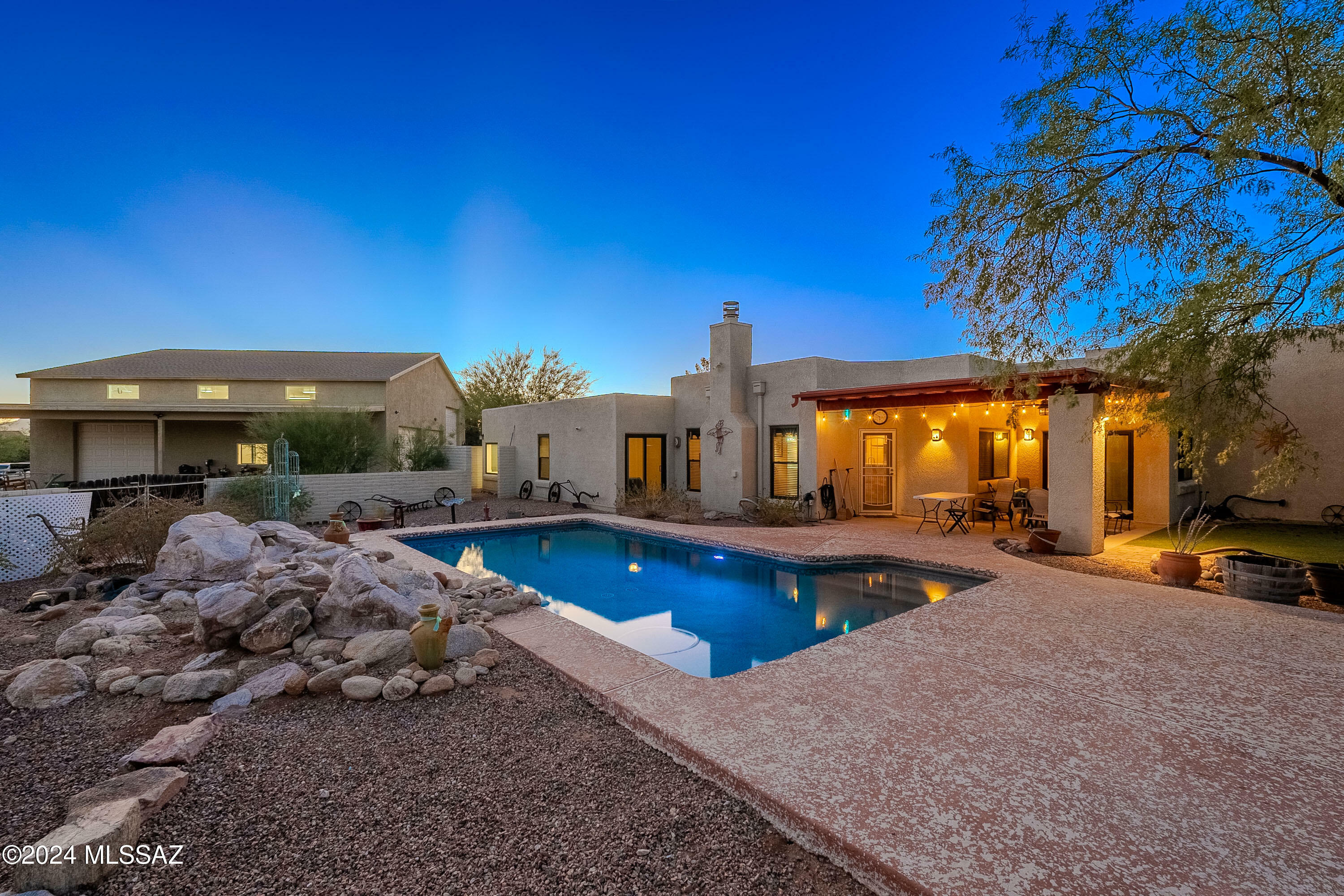 Property Photo:  1111 W Chula Vista Road  AZ 85704 