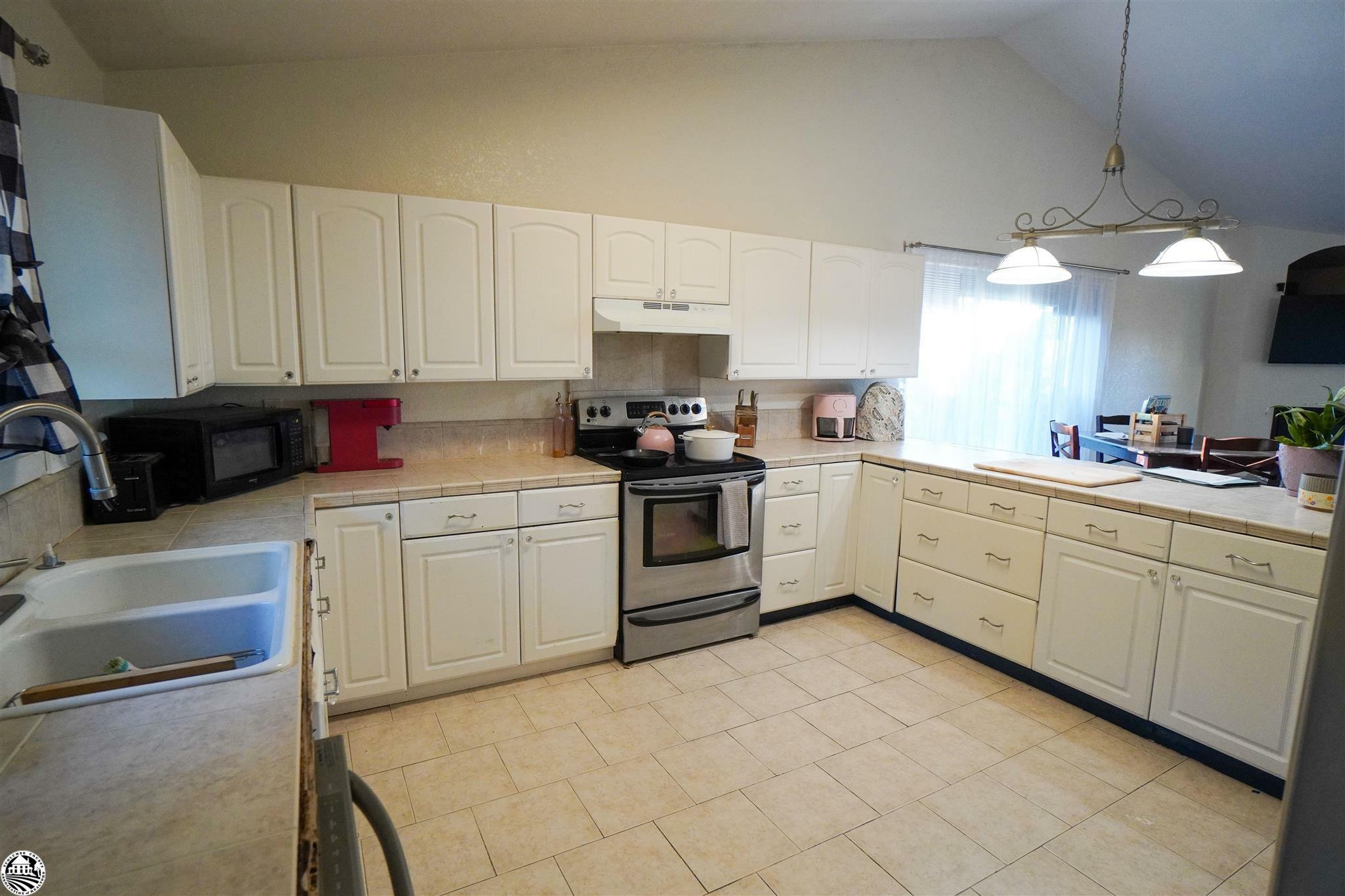 Property Photo:  20446 Misty Lane  CA 95379-9745 