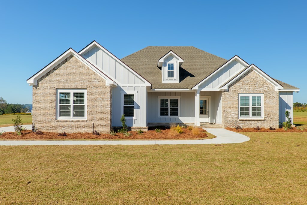 Property Photo:  553 Indian Creek Circle  GA 31620 