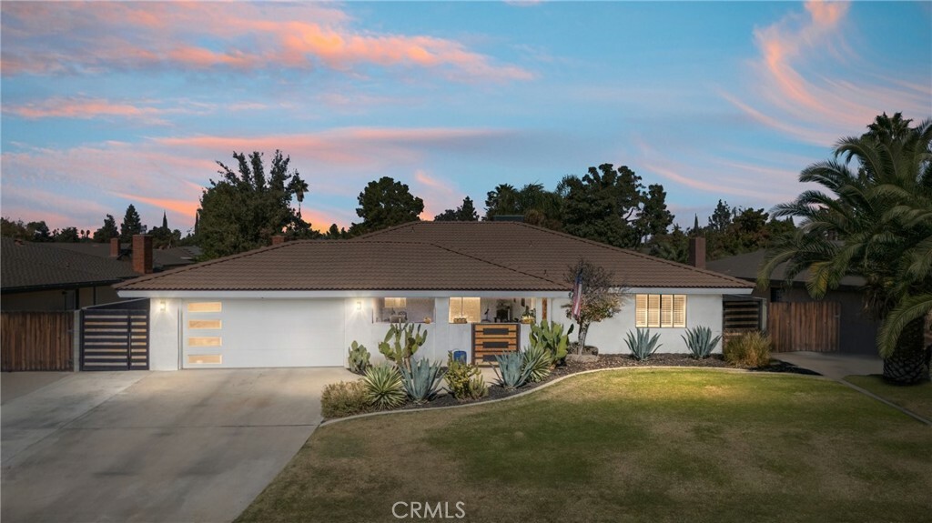 Property Photo:  6708 Columbia Lane  CA 93309 