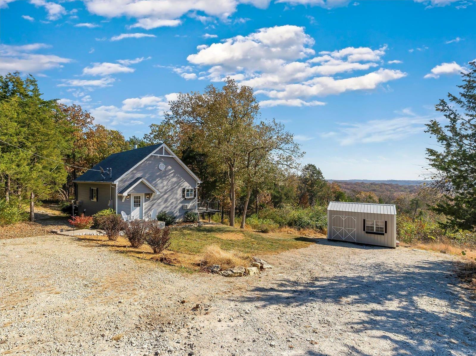 Property Photo:  1704 Drake Lane  MO 63072 