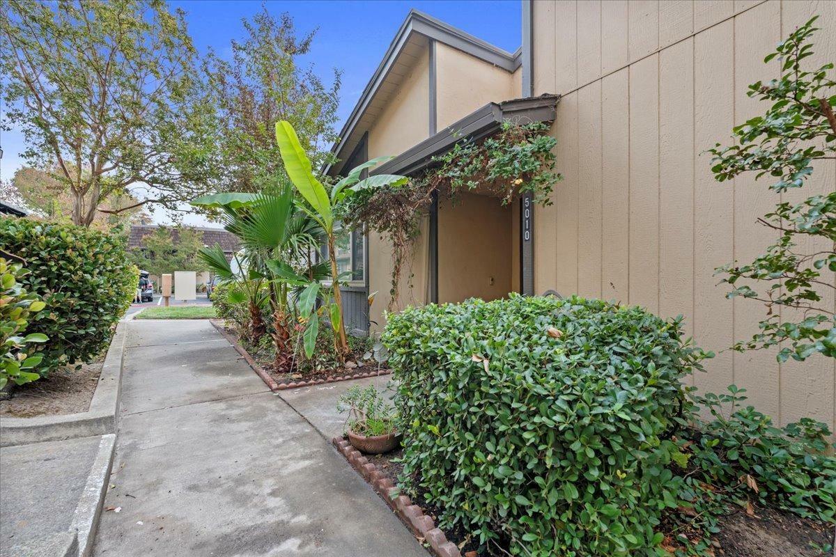 Property Photo:  5010 Hackberry Lane  CA 95841 