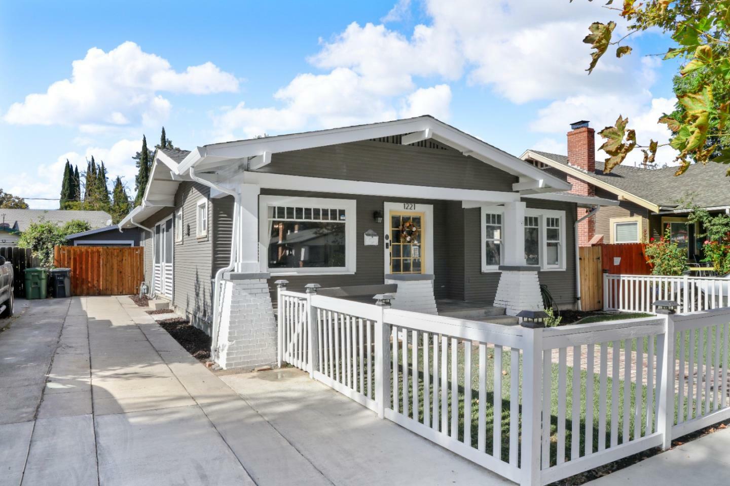 Property Photo:  1221 Adam Street  CA 95376 