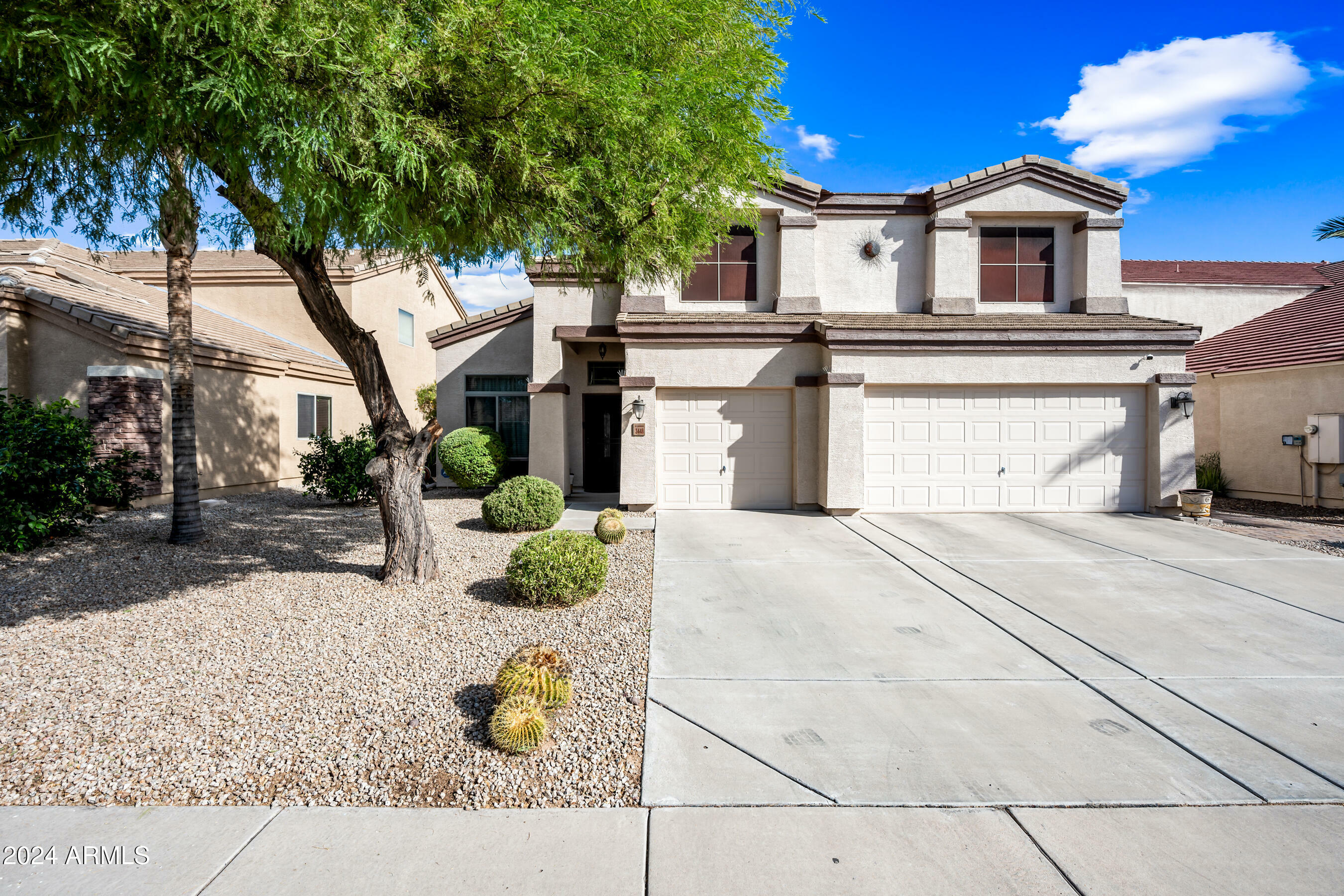 Property Photo:  3448 W Sunshine Butte Drive  AZ 85144 