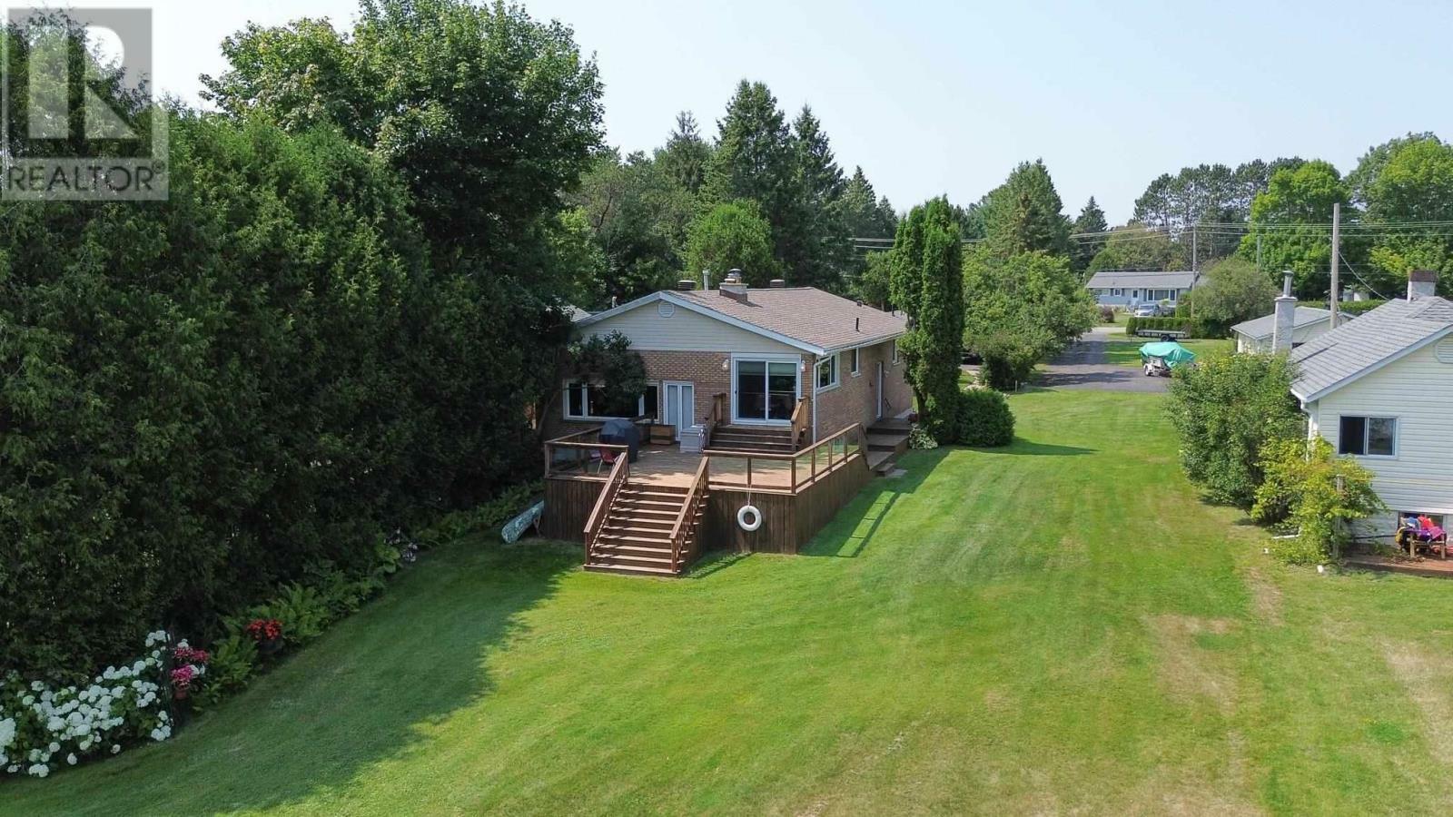 Property Photo:  331 River Rd  ON P6A 5K9 