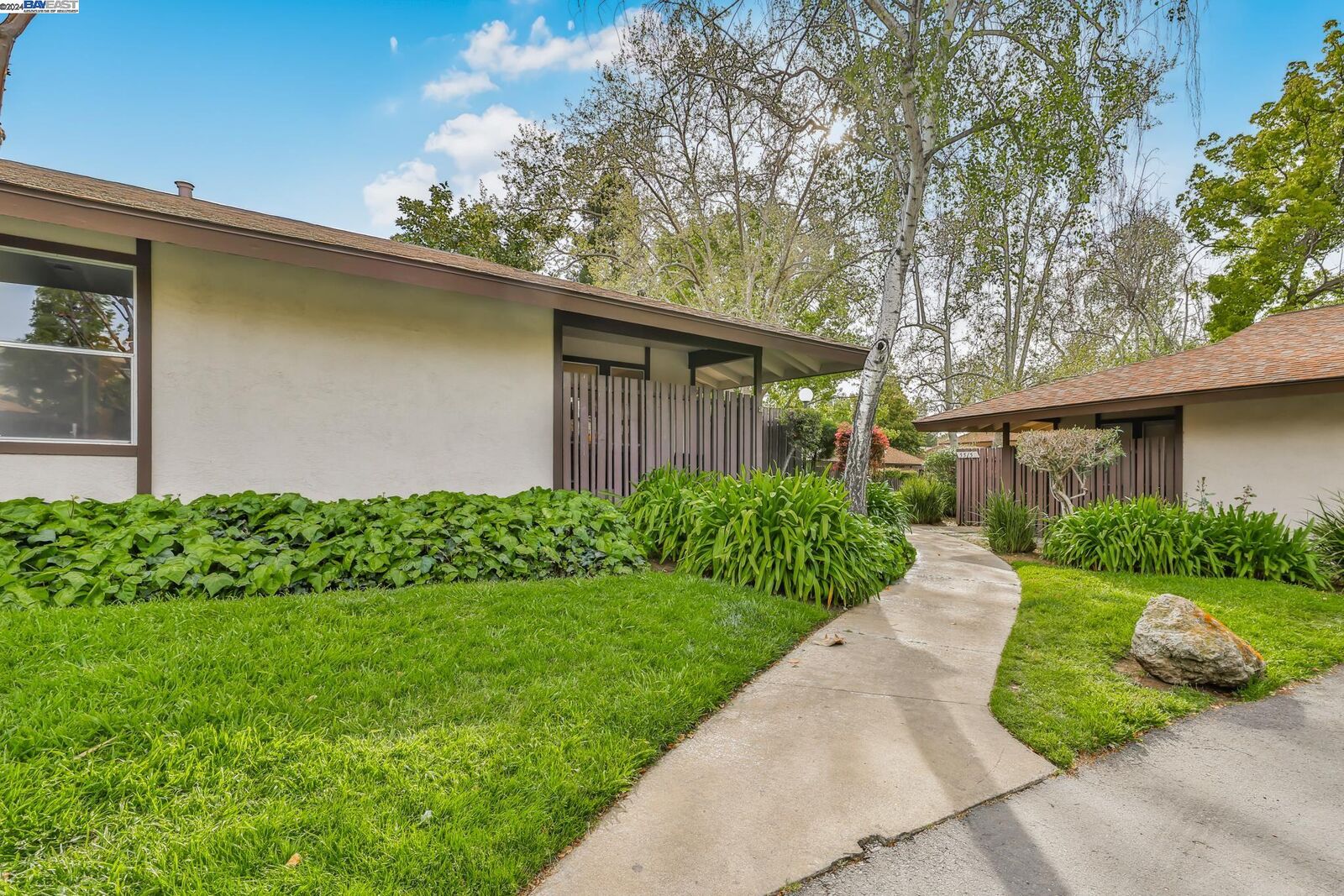 Property Photo:  5511 Roundtree Dr A  CA 94521 