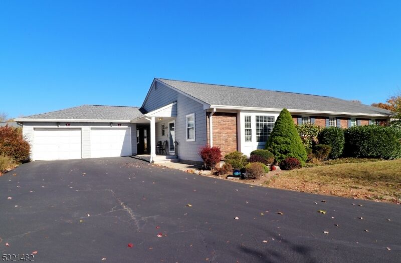 Property Photo: 6 Lynn Ct NJ 07932