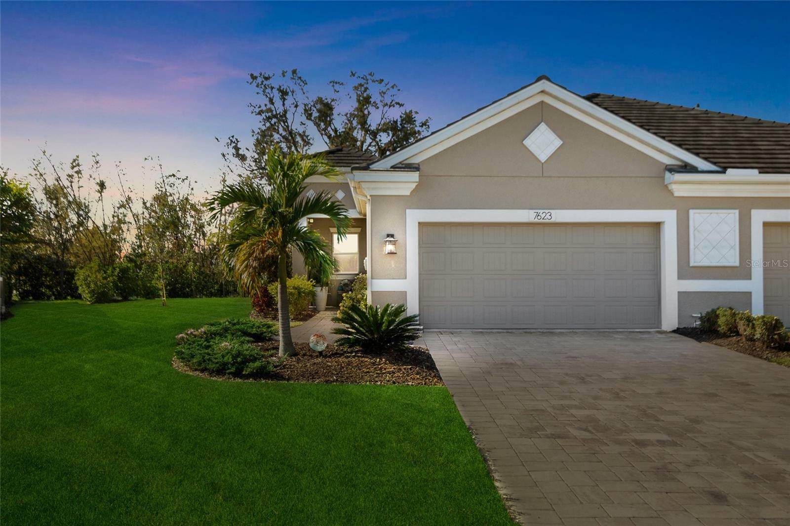 Property Photo:  7623 Campus Cove  FL 34243 