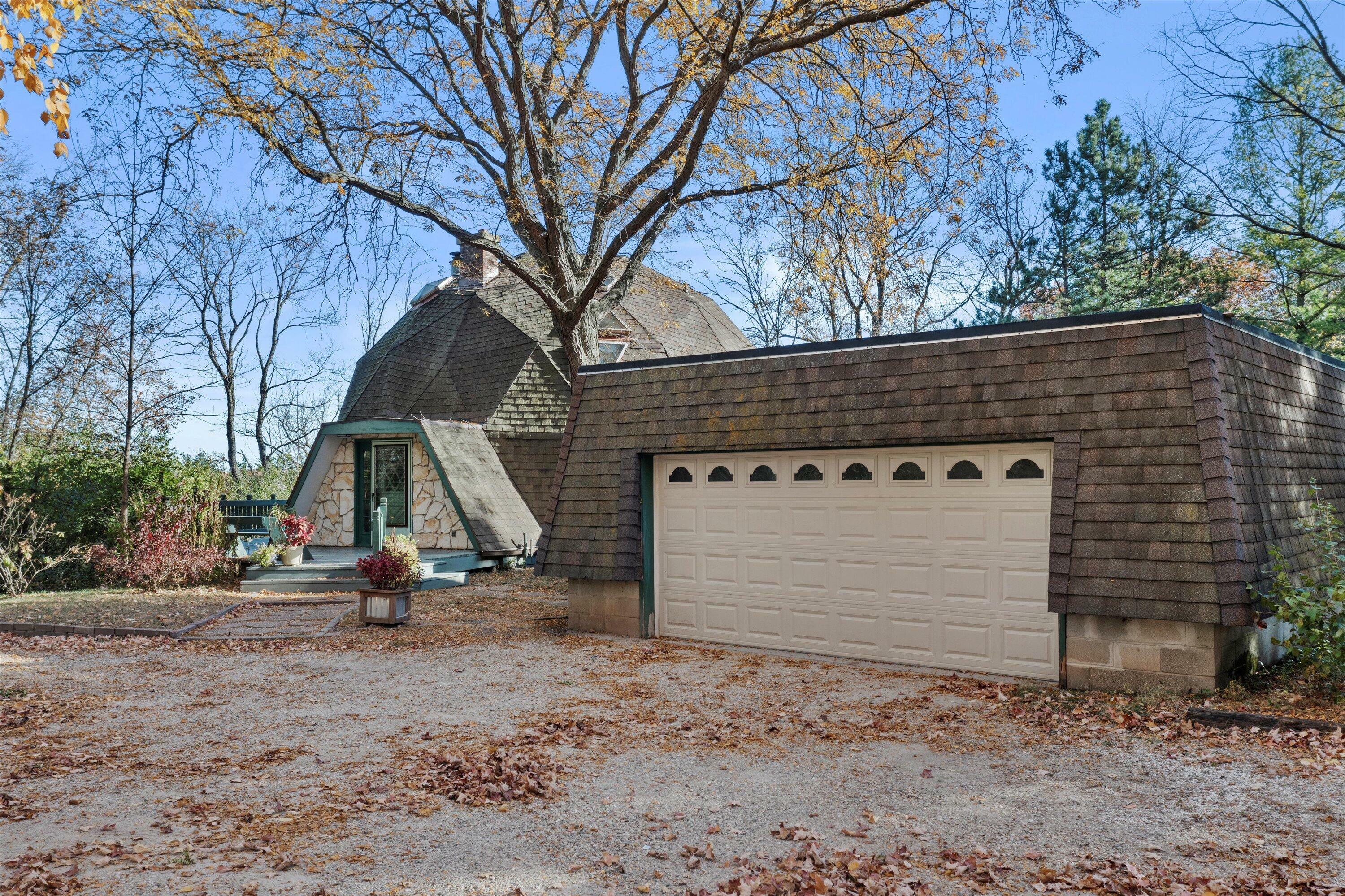 Property Photo:  N9254 Woodfield Ct  WI 53149 