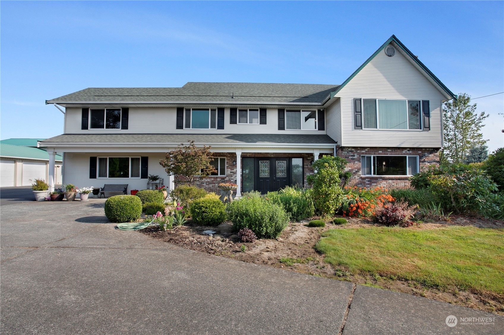 Property Photo:  3004  Douglas Road  WA 98248 