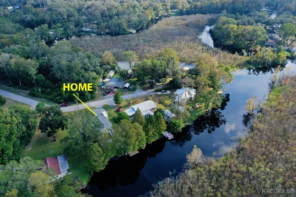 Property Photo: 11411 E Loon Court FL 34436