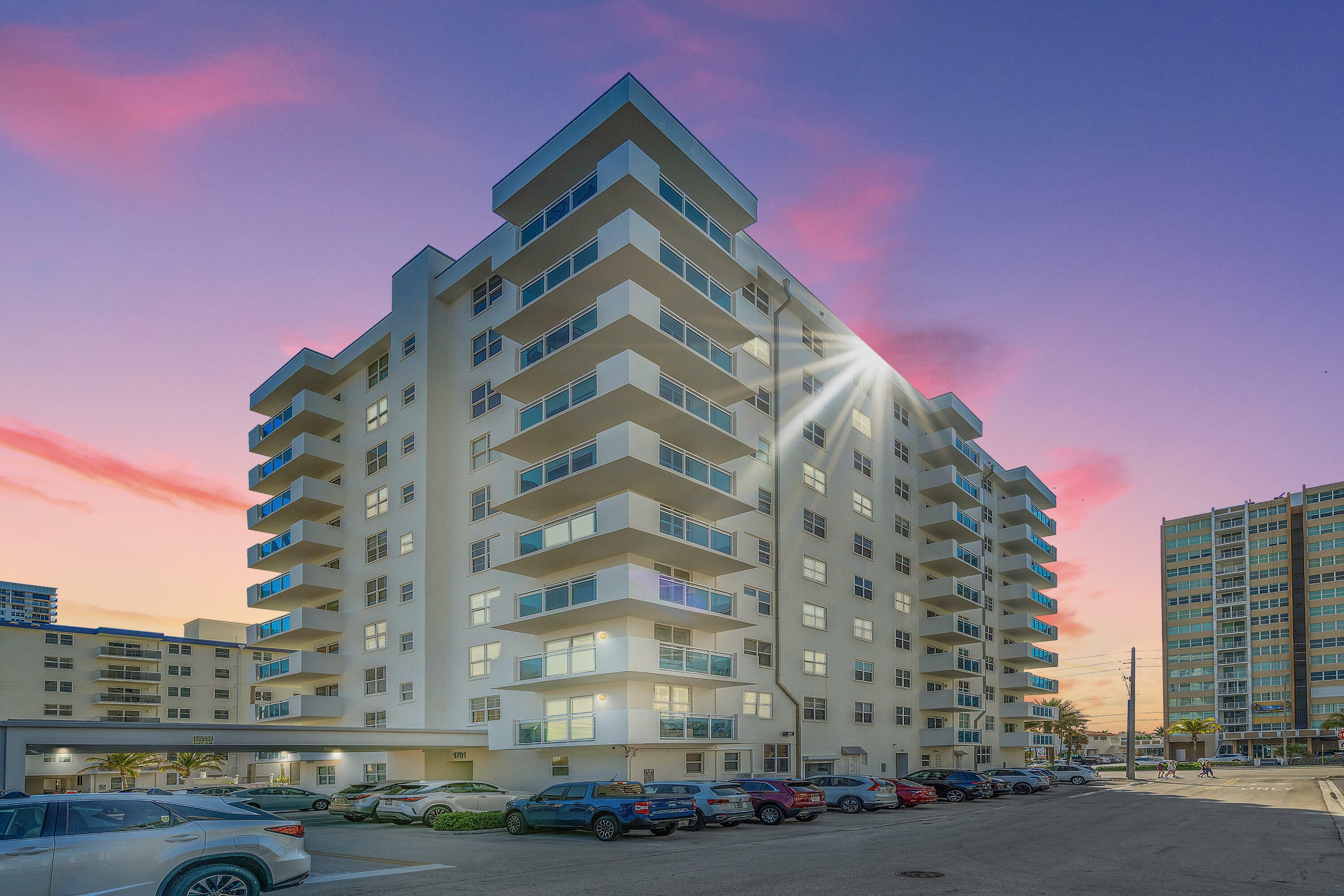 Property Photo:  1701 S Ocean Drive 903  FL 33019 