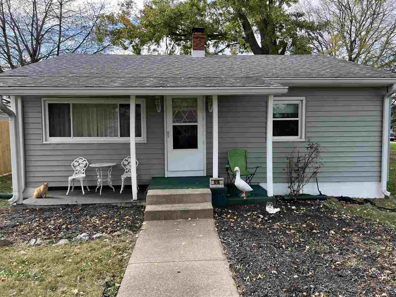 Property Photo:  816 N 18th Street  IN 47374 