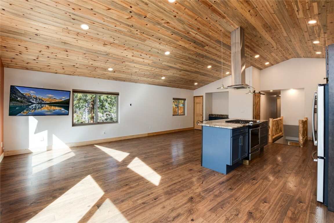 Property Photo:  705 Agate Street  CO 80461 