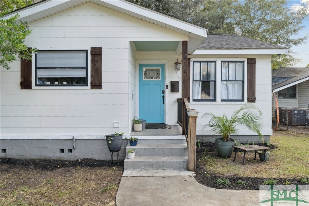 Property Photo:  2411 Alabama Avenue  GA 31404 