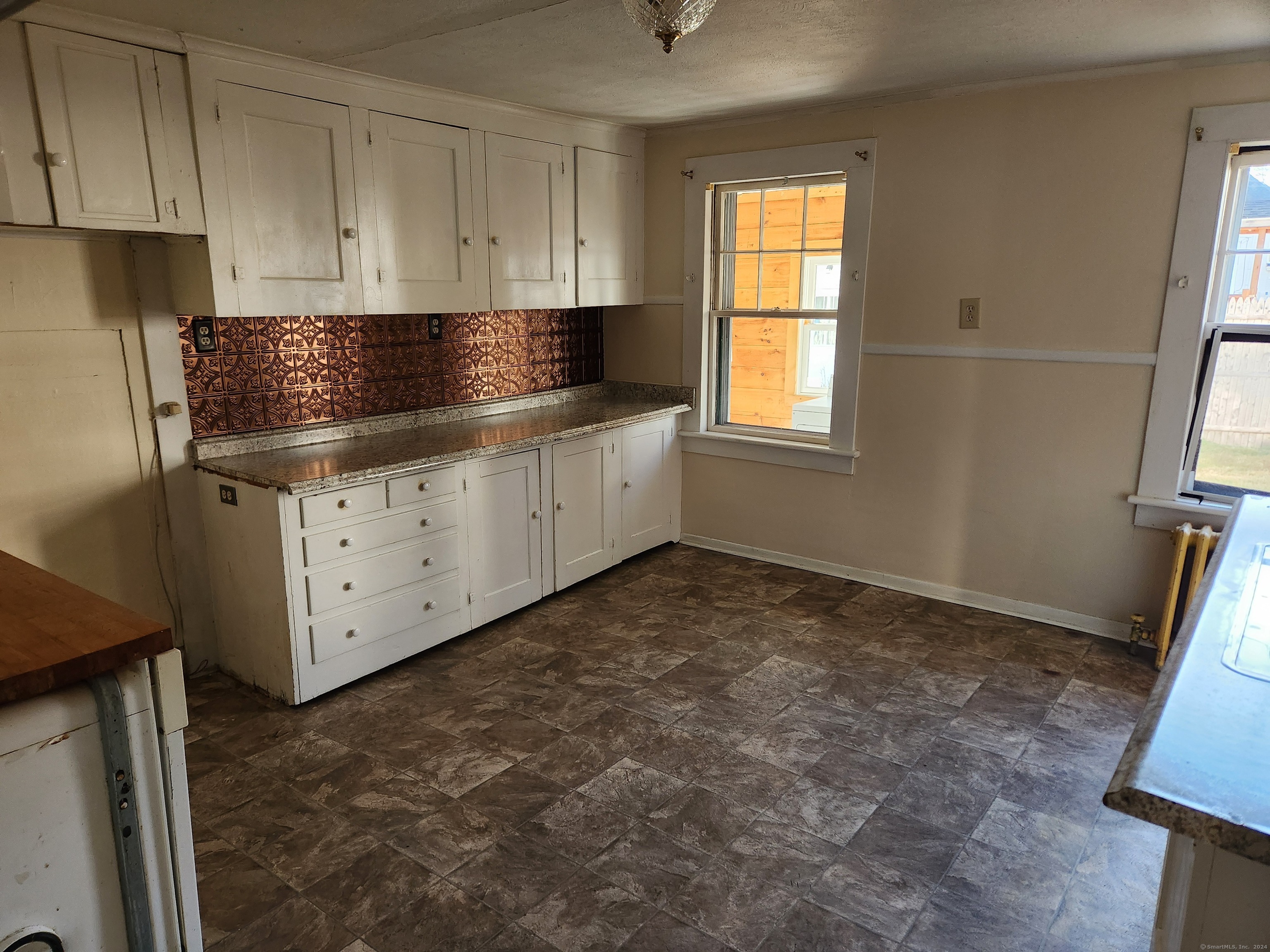 Property Photo:  156 Main Street  CT 06042 