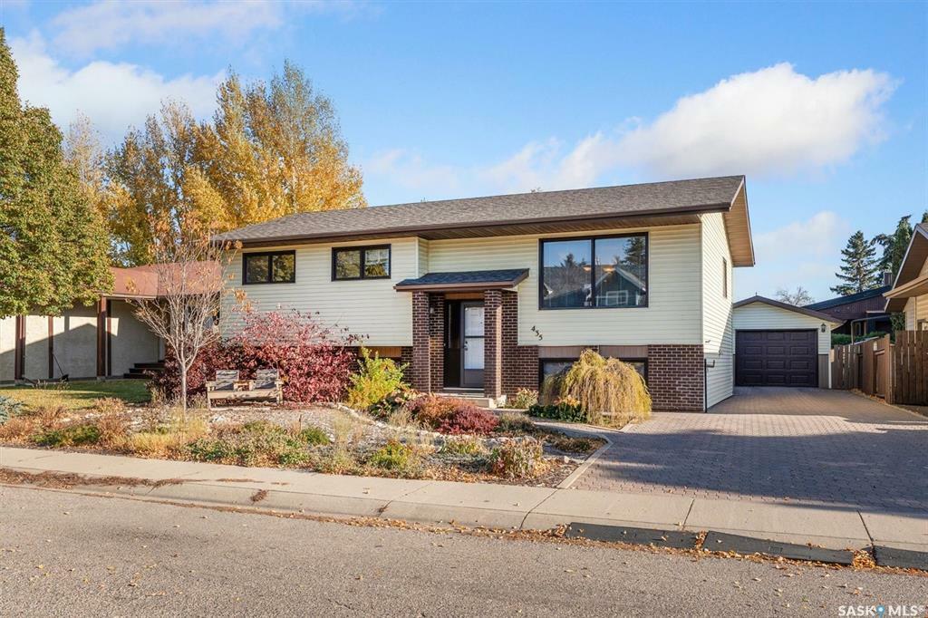 435 Wakabayashi Crescent  Saskatoon SK S7K 7L7 photo