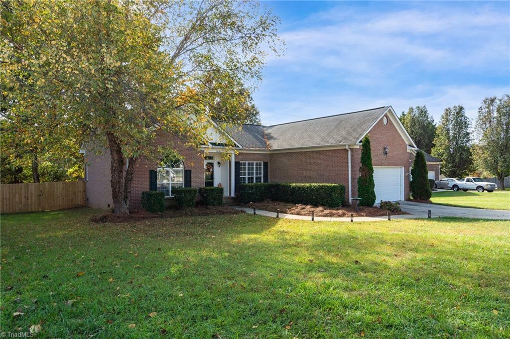 Property Photo:  3856 Tanyard Mill Court  NC 27265 