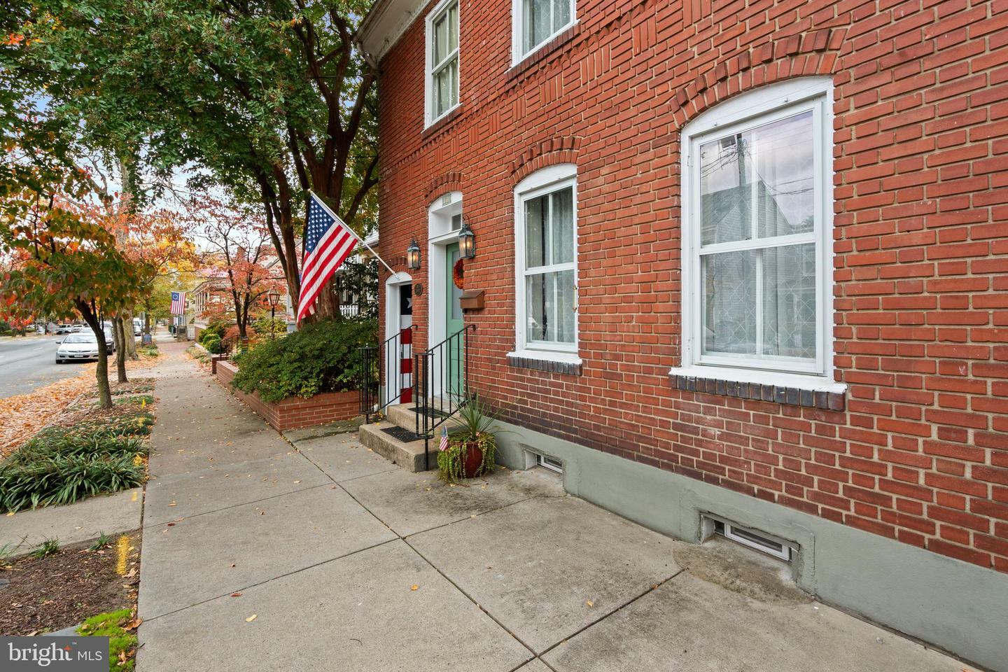 Property Photo:  1312 Caroline Street  VA 22401 