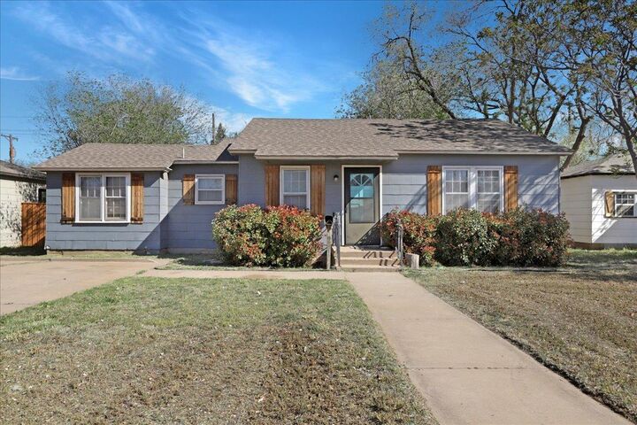 2818 33rd Street  Lubbock TX 79410 photo