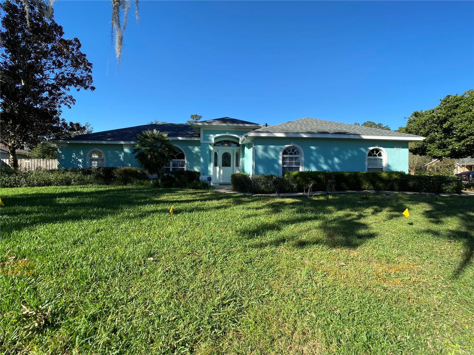 Property Photo: 1306 NE 21st Court FL 34470