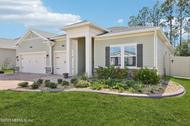 Property Photo:  7558 Nasturtium Way  FL 32219 
