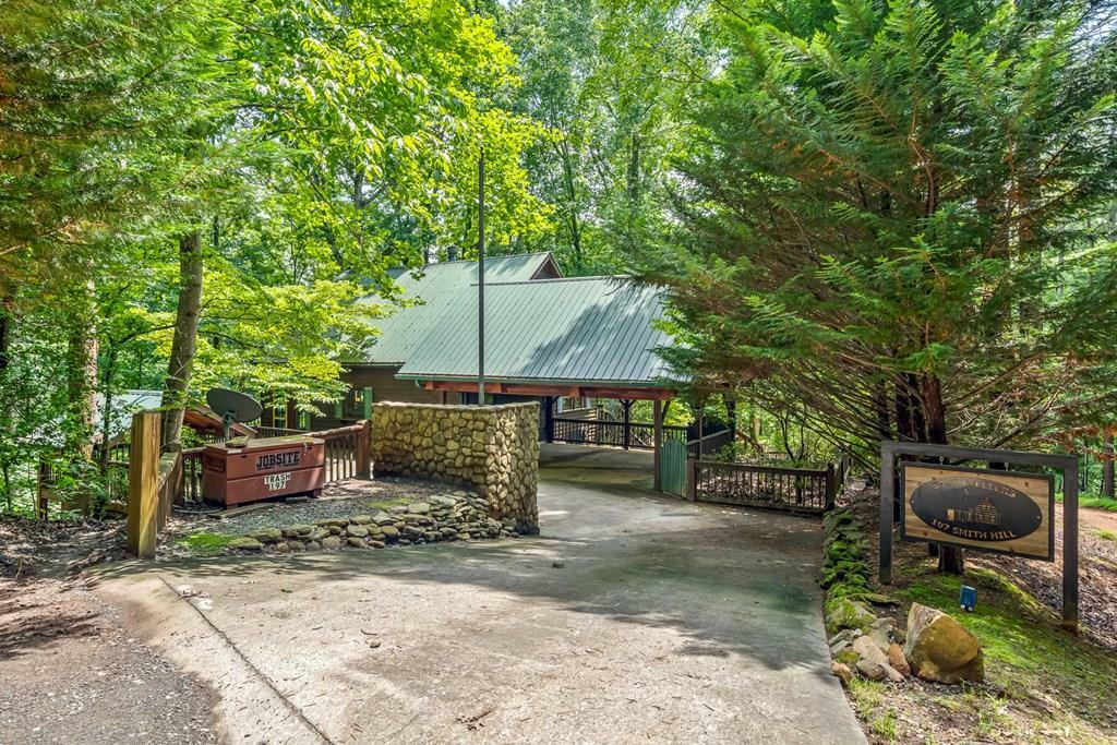 Property Photo:  197 Smith Hill Road  GA 30513 