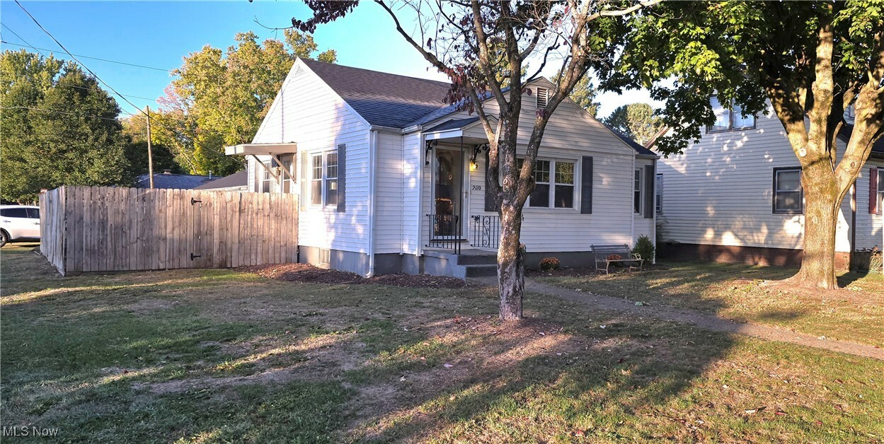 Property Photo:  2110 Whitman Avenue  OH 43701 