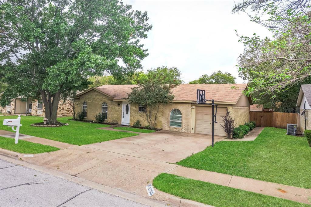 Property Photo:  6705 Nola Court  TX 76148 