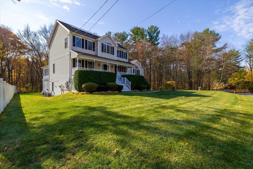 Property Photo:  46 Susan Ln  MA 02019 