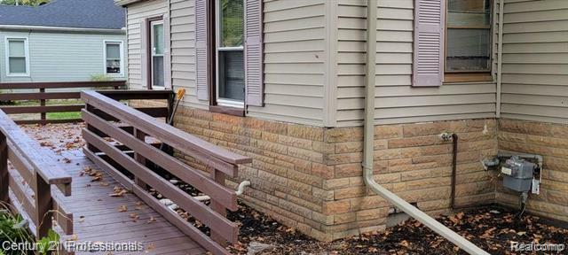 Property Photo:  3225 Crooks Road  MI 48309 