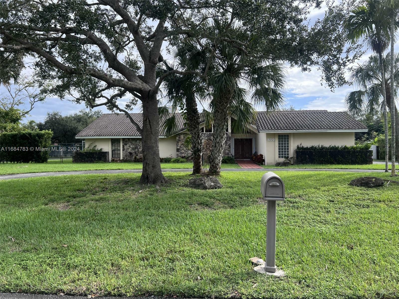 Property Photo:  9220 SW 103rd St  FL 33176 