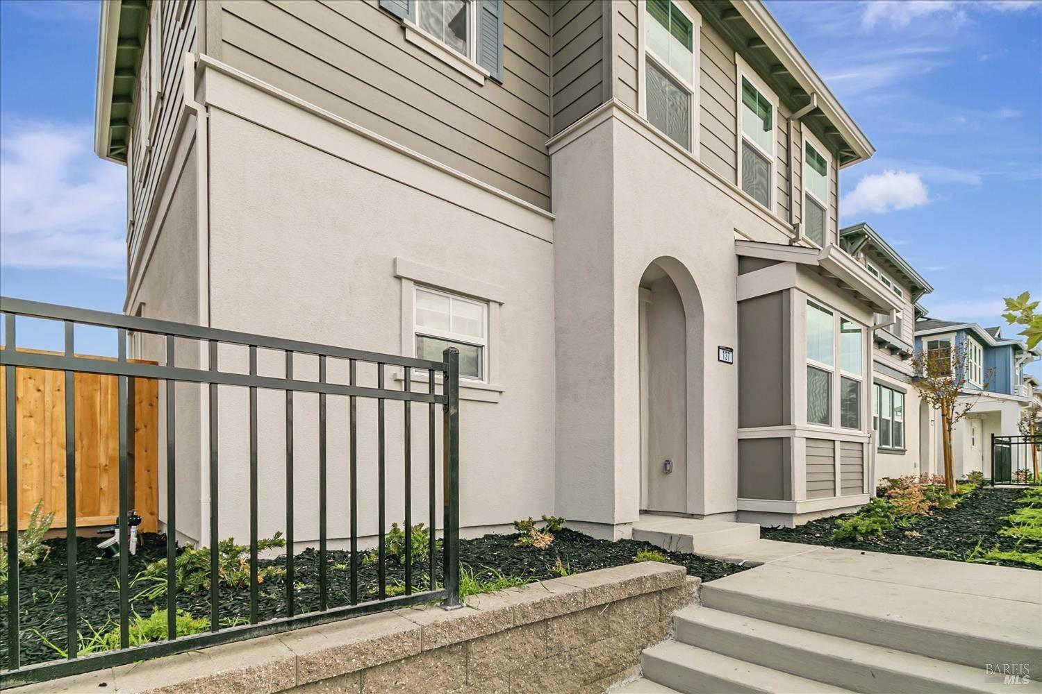 Property Photo:  137 Clownfish Street  CA 94585 